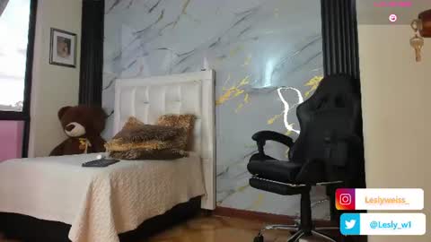I am here from Monday to Friday from 730 am to 130 pm Colombia time and saturday from 500 am to 1000 am .... Soon Blue page online show from July 2026 11:50:01 AM