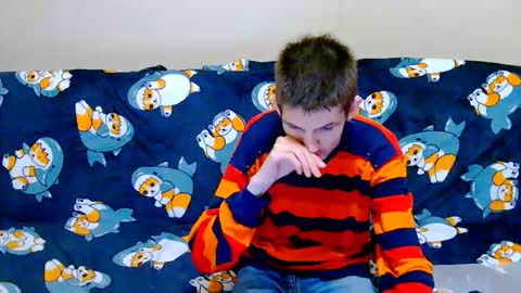 lester_broo online show from December 2025 09:55:02 PM