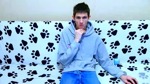 lester_broo online show from February 2026 06:05:01 PM