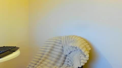 lesyaliss online show from March 2026 04:18:01 AM