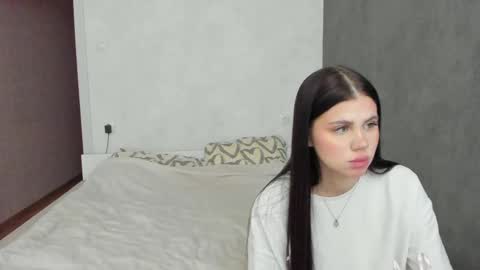 Fiona online show from February 2025 04:48:02 PM