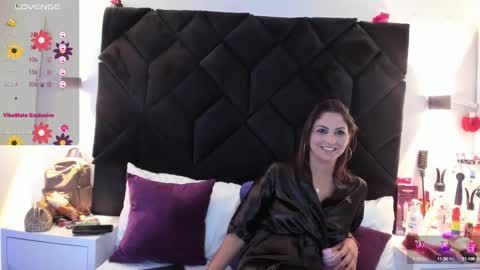 Snapshot of letiziia_sky chatting on January 2025 11:34:02 PM letiziia online show from January 2025 11:34:02 PM