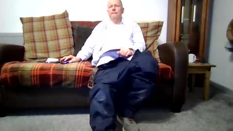 Snapshot of letmestrip chatting on February 2026 06:57:02 PM paul online show from February 2026 06:57:02 PM