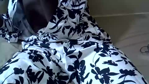 letshaveitbby online show from November 2025 05:08:01 PM