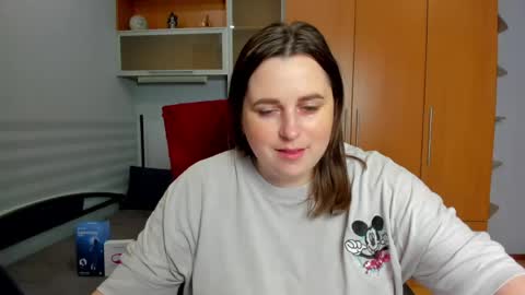 Naomi online show from June 2026 05:42:01 AM