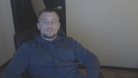 lev1ngston online show from December 2024 06:19:01 PM