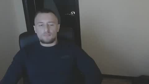 lev1ngston online show from December 2024 10:27:02 AM