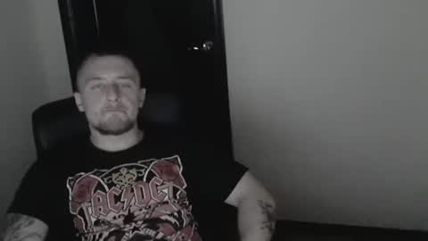 lev1ngston online show from December 2024 09:44:02 PM