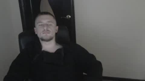 lev1ngston online show from December 2024 11:00:02 AM