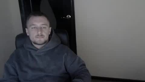 lev1ngston online show from December 2024 11:40:01 AM