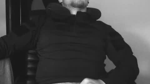 lev1ngston online show from September 2025 07:46:02 AM