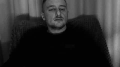 lev1ngston online show from February 2026 10:02:02 PM