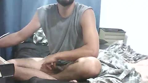 leviatanencasa online show from February 2026 03:42:01 PM