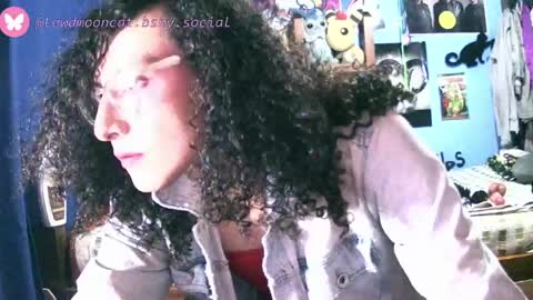 Lewd Mooncat online show from April 2026 11:00:01 PM