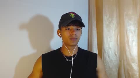 i  am lewis ly EDUARDO MEMDOZA15 online show from February 2026 03:06:01 PM