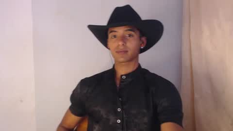 i  am lewis ly EDUARDO MEMDOZA15 online show from July 2026 03:05:01 PM