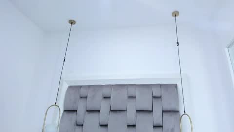    online show from October 2025 11:39:01 PM