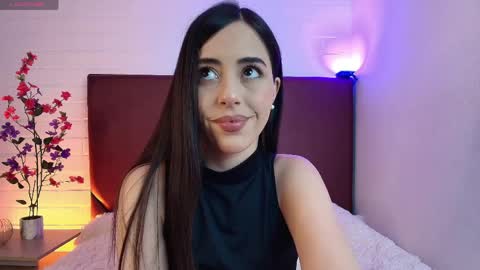 Lexi Howard  online show from April 2026 06:03:02 AM