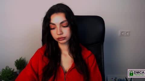 Alexia online show from November 2025 12:38:02 PM