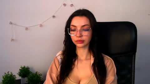 Snapshot of lexi_jos chatting on May 2026 12:32:02 PM Alexia online show from May 2026 12:32:02 PM