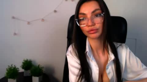 Snapshot of lexi_jos chatting on May 2026 12:43:02 PM Alexia online show from May 2026 12:43:02 PM