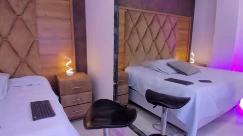 Snapshot of lexianddeker chatting on October 2025 07:03:02 PM Lexi  Derek online show from October 2025 07:03:02 PM