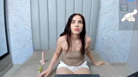 Snapshot of lexicutee chatting on June 2026 03:44:01 PM LexiCutee online show from June 2026 03:44:01 PM