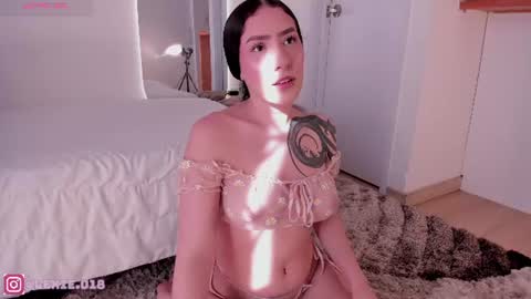 LEXIE online show from June 2026 09:30:01 PM