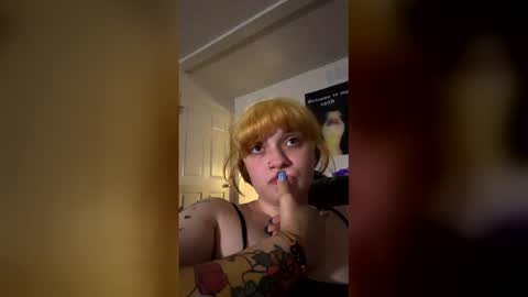lexiestar22 online show from May 2026 02:29:01 AM