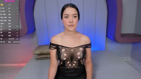 Snapshot of lexiethompson_ chatting on September 2025 12:05:02 PM Lexie Thompson online show from September 2025 12:05:02 PM