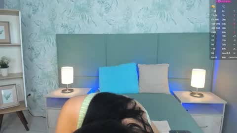 Snapshot of lexiethompson_ chatting on October 2025 12:02:02 PM Lexie Thompson online show from October 2025 12:02:02 PM