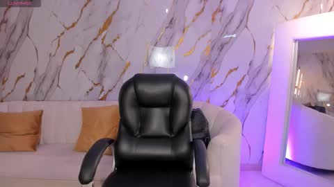 Snapshot of lexiewayne chatting on February 2026 07:52:01 PM Lexie online show from February 2026 07:52:01 PM