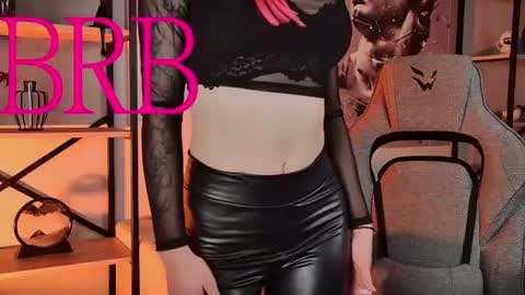 Snapshot of lexiwenford chatting on June 2026 05:12:01 AM Lexi Wenford NO NUDE GODDESS online show from June 2026 05:12:01 AM