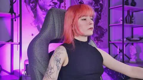 Snapshot of lexiwenford chatting on July 2026 03:19:01 AM Lexi Wenford NO NUDE GODDESS online show from July 2026 03:19:01 AM
