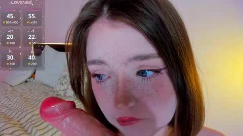 lexi miu online show from April 2026 06:57:02 PM