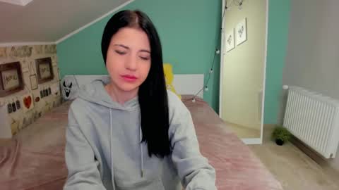 lexyswett online show from February 2025 07:30:02 PM