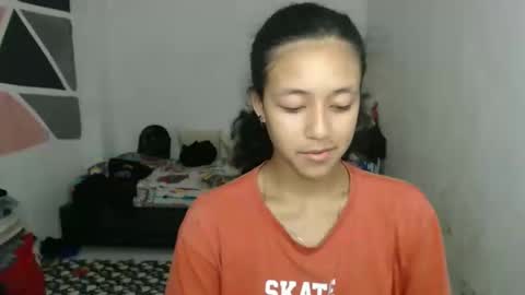 lolita online show from December 2024 05:39:02 AM