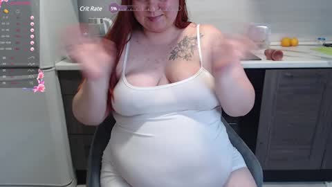 Snapshot of leyaloveee chatting on December 2024 04:39:02 PM Your Leya online show from December 2024 04:39:02 PM