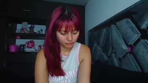 Snapshot of leydysexlover chatting on September 2025 12:21:01 AM Leydy online show from September 2025 12:21:01 AM