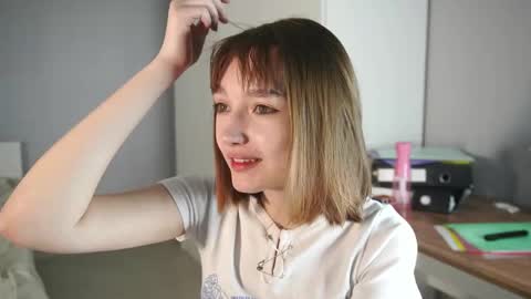 Snapshot of leyla_grace chatting on May 2026 04:50:01 AM leyla_grace online show from May 2026 04:50:01 AM