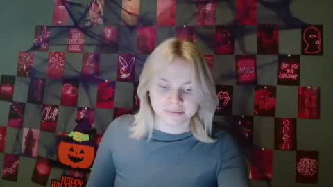 Leyla online show from October 2025 07:23:02 AM