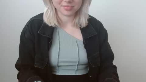 Leyla online show from March 2026 07:19:02 AM