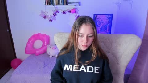 Snapshot of leyla_miller_ chatting on March 2026 03:22:01 PM Leyla Miller online show from March 2026 03:22:01 PM