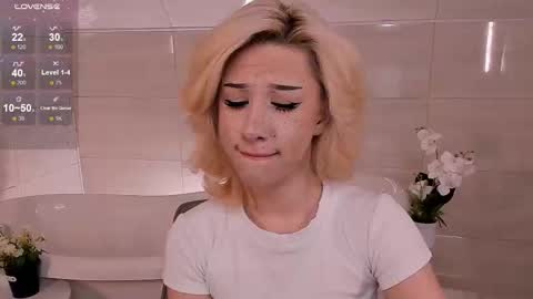 Lisa online show from September 2025 04:34:02 AM