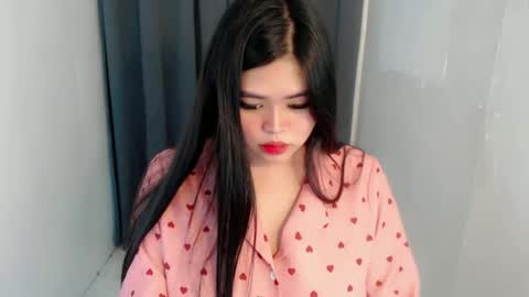 Snapshot of lhara_cumming chatting on June 2026 10:56:02 PM LHARA online show from June 2026 10:56:02 PM