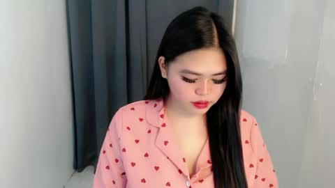 Snapshot of lhara_cumming chatting on July 2026 11:37:02 PM LHARA online show from July 2026 11:37:02 PM