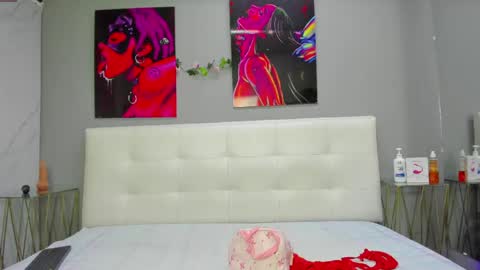 Snapshot of lia78couple chatting on June 2026 08:02:02 PM lia78couple online show from June 2026 08:02:02 PM