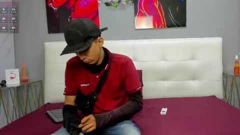 Snapshot of lia78couple chatting on June 2026 08:33:02 PM lia78couple online show from June 2026 08:33:02 PM