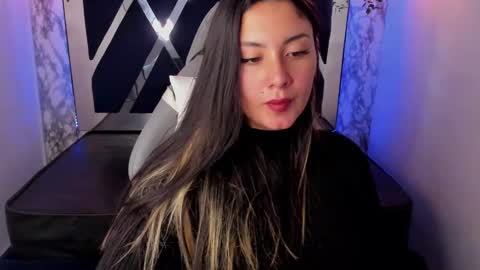 Lia  online show from January 2025 05:30:01 PM