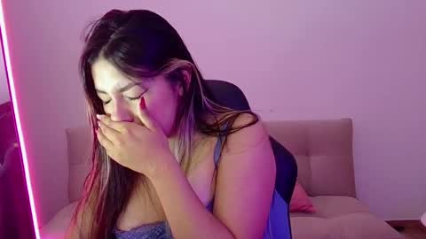 Lia  online show from April 2026 11:25:01 PM